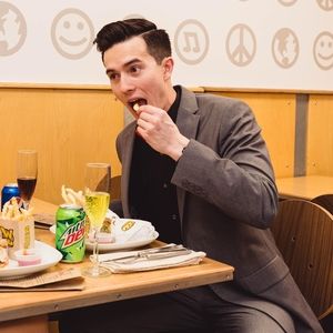 Meet your Posher, Nick